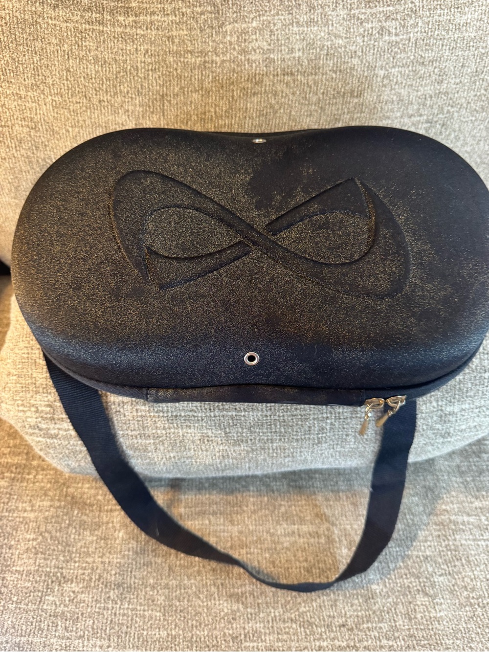 Nfinity hard-shell carrying case for Nfinity shoes Size 8.5 (case only)
